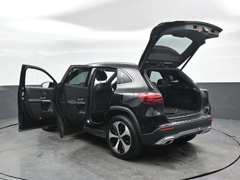 Used 2025 Mercedes-Benz GLA 250 4MATIC image 47