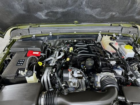 Certified 2022 Jeep Wrangler Unlimited Sport image 29