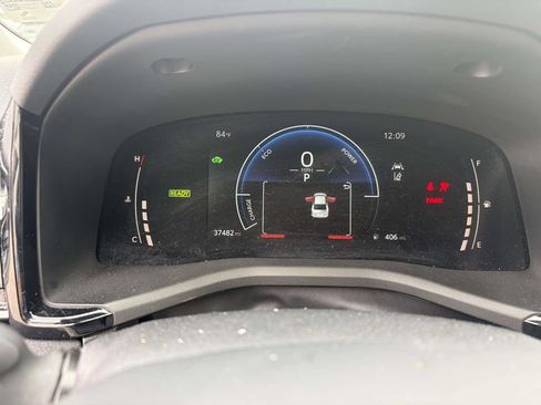 Used 2025 Toyota Camry LE FWD image 13