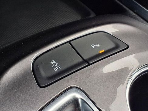 Used 2025 Chevrolet Malibu LT image 11