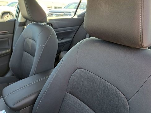 Used 2025 Nissan Altima 2.5 SV image 18