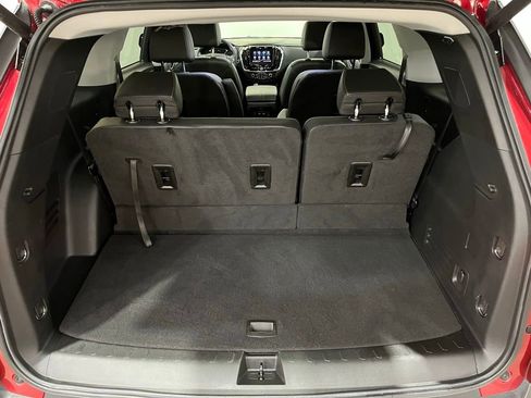 Used 2020 Chevrolet Traverse RS image 13