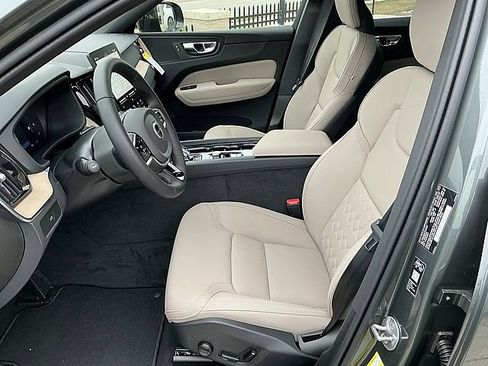 New 2026 Volvo XC60 B5 Plus w/ Climate Package image 14