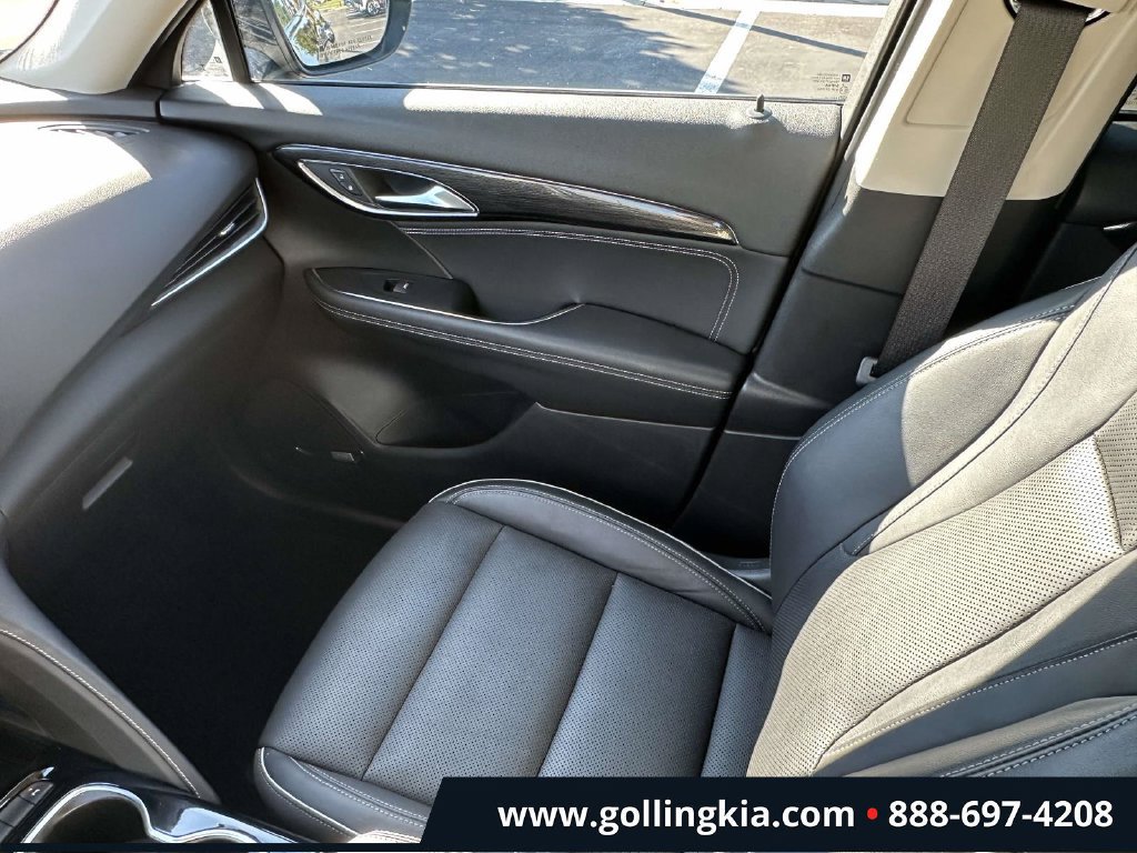 Used 2021 Buick Envision Essence w/ Technology Package I AWD/4WD image 31
