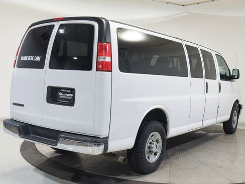 Used 2017 Chevrolet Express 3500 LT w/ LT Preferred Equipment Group RWD image 14