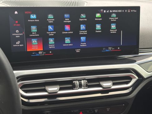 Used 2023 BMW i4 eDrive35 w/ Premium Package image 16