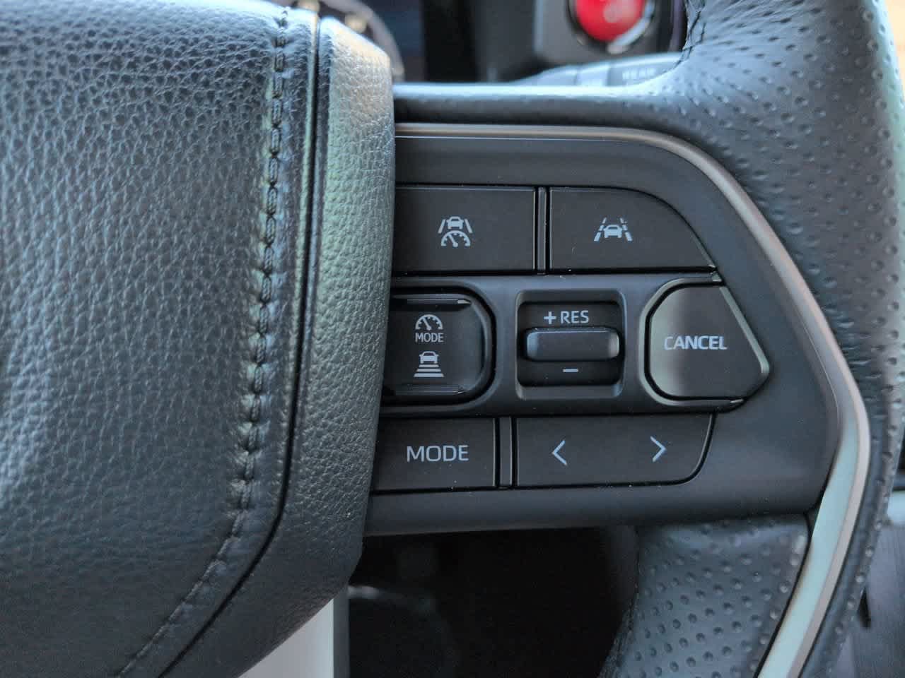 Certified 2026 Toyota 4Runner TRD Off-Road Premium AWD/4WD image 25
