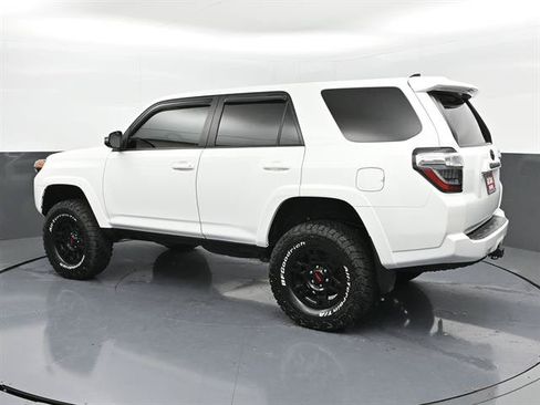 Certified 2024 Toyota 4Runner SR5 Premium w/ Moonroof Package AWD/4WD image 22