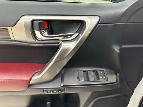 Used 2022 Lexus GX 460 Premium w/ Premium Package image 16