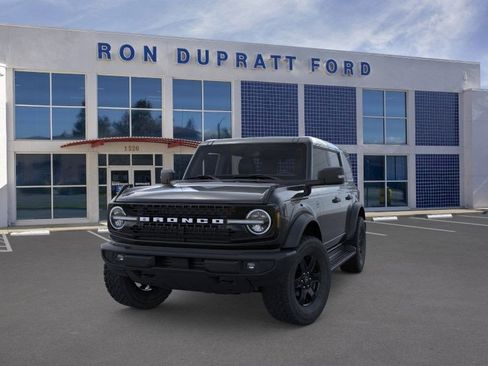New 2025 Ford Bronco Outer Banks image 3