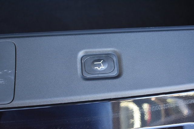 Used 2025 Ford Expedition Platinum w/ Stealth Performance Package AWD/4WD image 45
