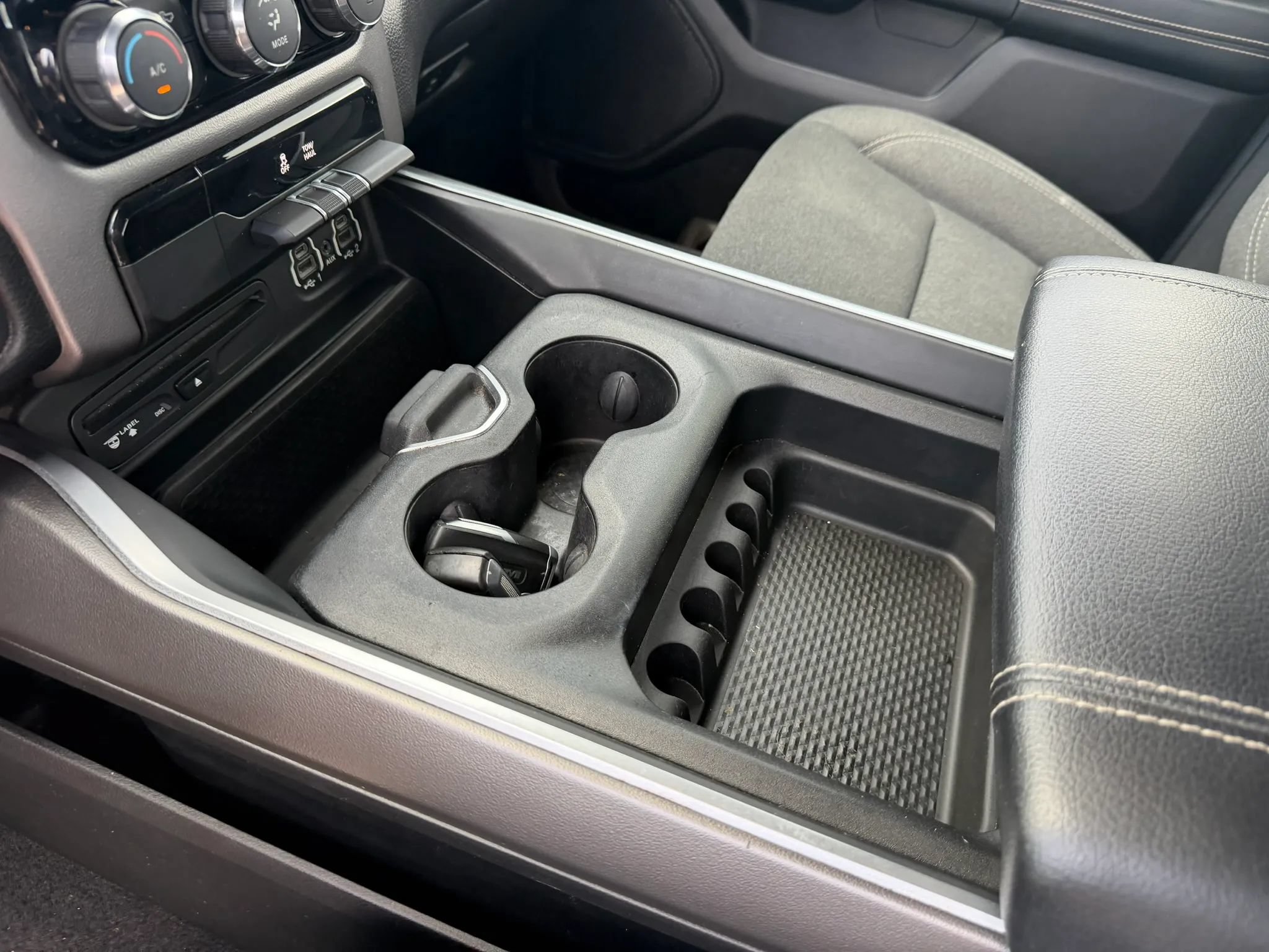 Used 2019 RAM 1500 Big Horn AWD/4WD image 17