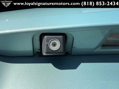 Used 2012 Toyota Prius Three image 11