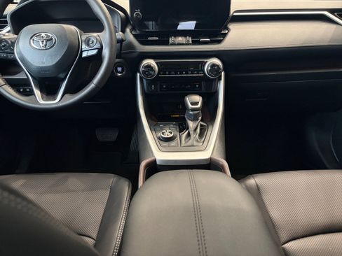 Used 2025 Toyota RAV4 Limited w/ Advanced Technology Package AWD/4WD image 17