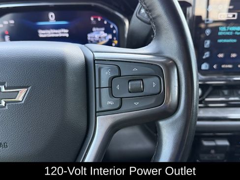 Used 2024 Chevrolet Silverado 2500 ZR2 w/ Technology Package AWD/4WD image 19