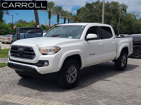 Used 2019 Toyota Tacoma SR5 image 8