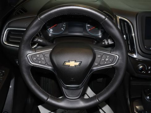 Certified 2018 Chevrolet Equinox LT FWD image 14
