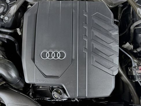 Used 2023 Audi Q5 Premium Plus w/ Premium Plus Package image 13