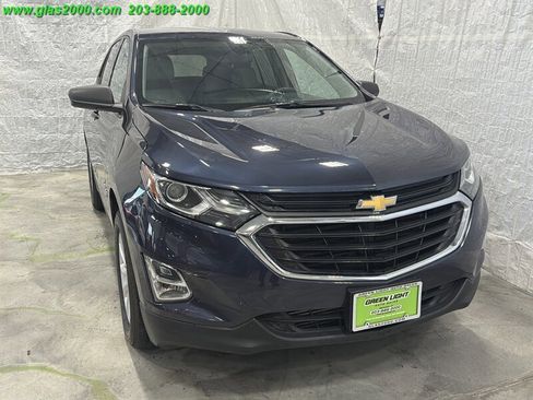 Used 2018 Chevrolet Equinox LS AWD/4WD image 32