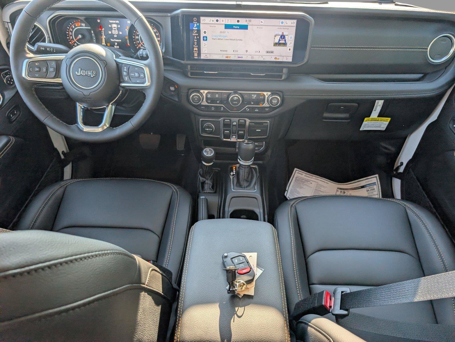 New 2027 Jeep Wrangler Unlimited Sahara AWD/4WD image 32