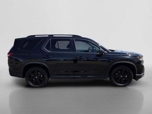 Used 2025 Honda Pilot Black Edition image 6