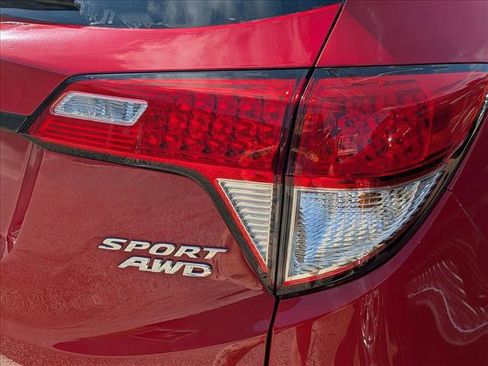 Used 2022 Honda HR-V Sport image 25