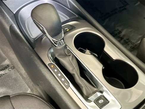 Used 2024 Chevrolet Malibu LS image 17