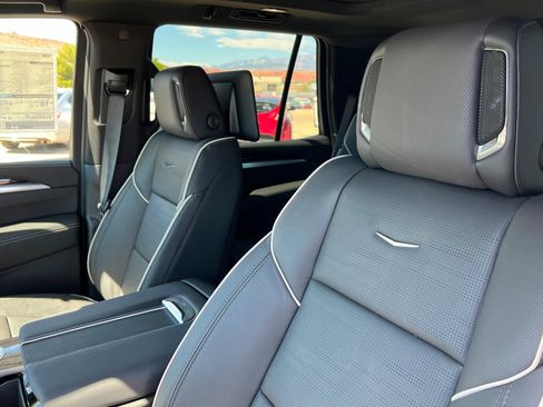 New 2026 Cadillac Escalade Sport w/ Touring Package AWD/4WD image 17