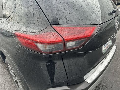 Certified 2023 Nissan Rogue SV image 30