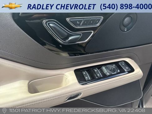 Used 2022 Lincoln Aviator Reserve image 8