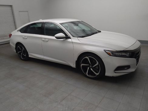 Used 2020 Honda Accord Sport image 11