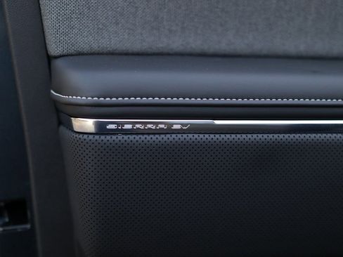 New 2026 GMC Sierra EV Elevation image 28