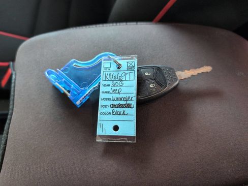 Used 2013 Jeep Wrangler Sport AWD/4WD image 14