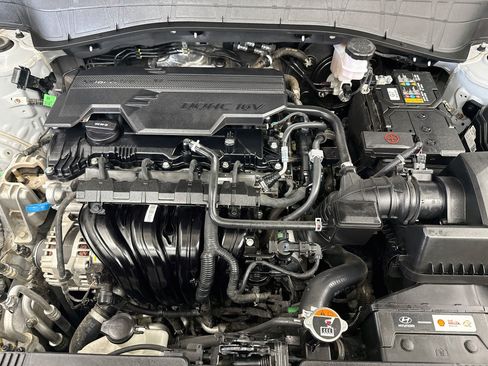 Used 2025 Hyundai Kona SEL FWD image 32