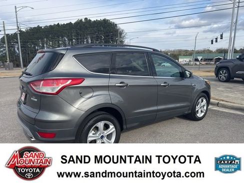 Used 2014 Ford Escape SE w/ Equipment Group 201A image 3
