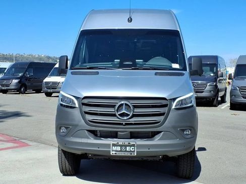 New 2026 Mercedes-Benz Sprinter 2500 image 2