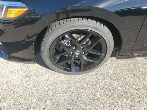 New 2026 Honda Civic Sport image 9