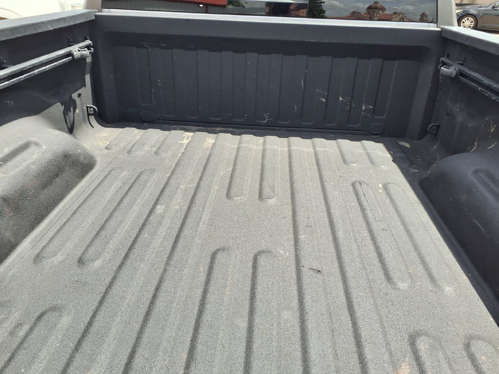 Used 2019 RAM 1500 Laramie AWD/4WD image 22