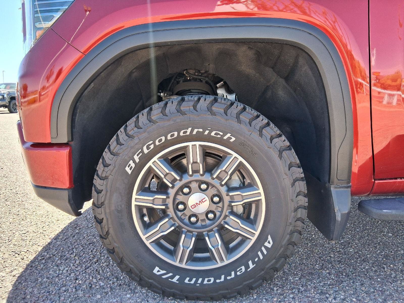 Used 2024 GMC Sierra 1500 AT4 w/ Technology Package AWD/4WD image 42