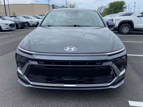 Certified 2024 Hyundai Sonata SEL FWD image 8