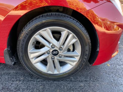 Used 2020 Hyundai Elantra Value Edition FWD image 17