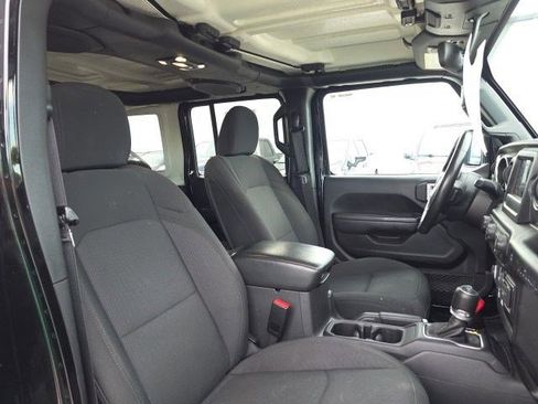 Used 2023 Jeep Wrangler Unlimited w/ Cold Weather Group AWD/4WD image 14