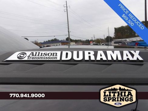 Used 2024 Chevrolet Silverado 2500 ZR2 w/ Technology Package image 10