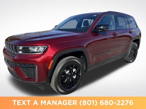 New 2026 Jeep Grand Cherokee Altitude AWD/4WD image 1