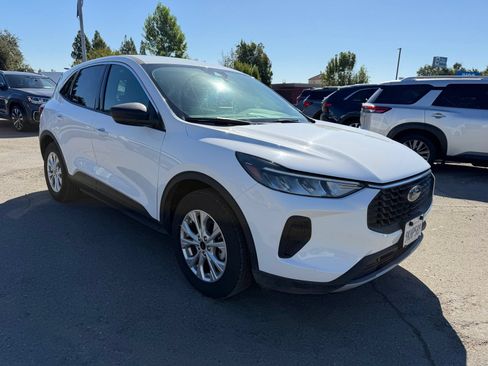 Used 2024 Ford Escape Active FWD image 7