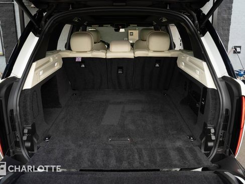 Used 2023 Land Rover Range Rover SE image 30