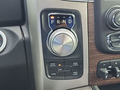 Used 2017 RAM 1500 Laramie w/ Convenience Group image 30