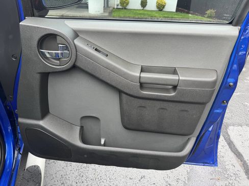 Used 2015 Nissan Xterra X image 15