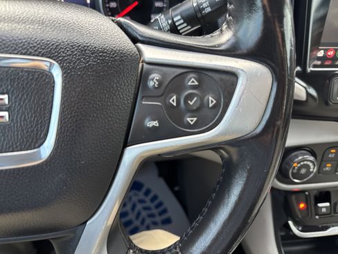 Used 2020 GMC Terrain SLE w/ LPO, Floor Liner Package image 30