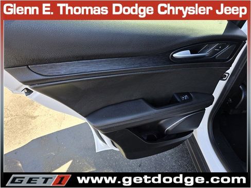 Used 2019 Alfa Romeo Stelvio image 26